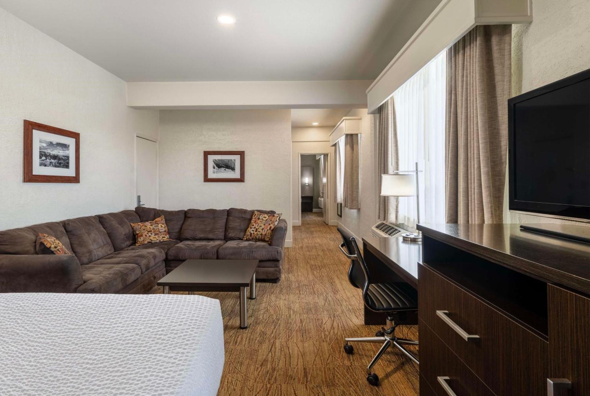 Best Western Pony Soldier Inn & Suites Flagstaff Exterior photo